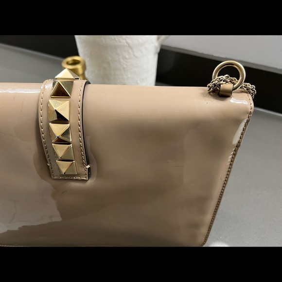 Rock Stud Valentino Handbag Beige! Patient Leather Large - Picture 4 of 10